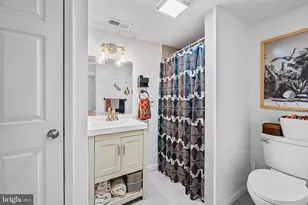 2005 Kelly Ave, Baltimore, MD 21209 - Photo 16