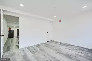 7 S Carrollton Ave, Baltimore, MD 21223 - Photo 16