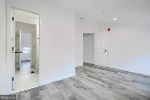 7 S Carrollton Ave, Baltimore, MD 21223 - Photo 22