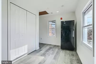 7 S Carrollton Avenue, Baltimore, MD 21223 - Photo 8
