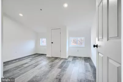 7 S Carrollton Avenue, Baltimore, MD 21223 - Photo 18