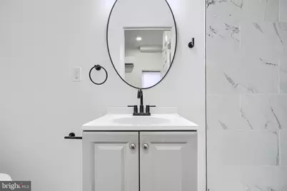 7 S Carrollton Avenue, Baltimore, MD 21223 - Photo 8