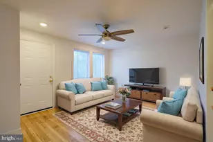 3770 Ravenwood Ave, Baltimore, MD 21213 - Photo 4