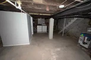 1723 E 32nd St, Baltimore, MD 21218 - Photo 20