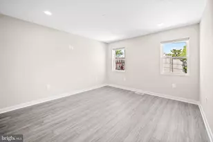 516 E 27th St, Baltimore, MD 21218 - Photo 20