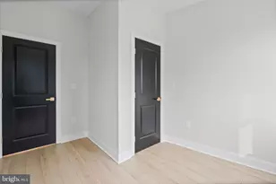 727 E 20th St, Baltimore, MD 21218 - Photo 14