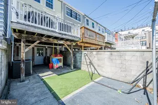 633 S Conkling St, Baltimore, MD 21224 - Photo 16