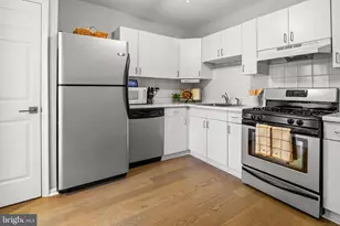 1121 S Decker Ave S, Baltimore, MD 21224 - Photo 16