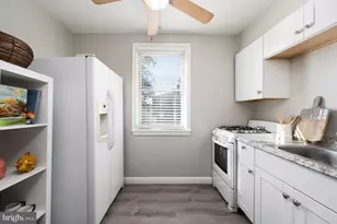 5900 The Alameda, Baltimore, MD 21239 - Photo 8