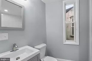 1217 E Oliver St, Baltimore, MD 21202 - Photo 24