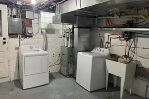 1231 W 37th St, Baltimore, MD 21211 - Photo 14