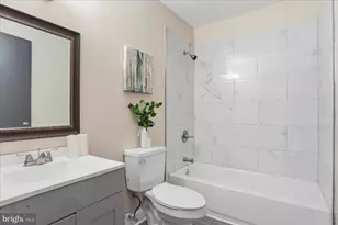 1223 E Oliver St, Baltimore, MD 21202 - Photo 18