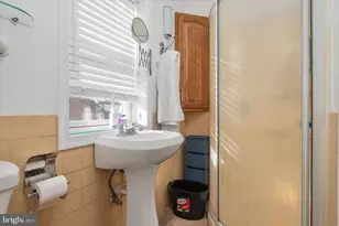 205 S Exeter St, Baltimore, MD 21202 - Photo 30