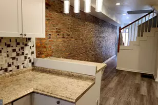 519 E 28th Street E, Baltimore, MD 21218 - Photo 10