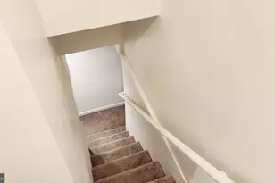 519 E 28th Street E, Baltimore, MD 21218 - Photo 28