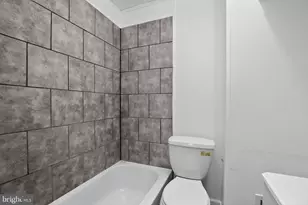 5446 Narcissus Ave, Baltimore, MD 21215 - Photo 32