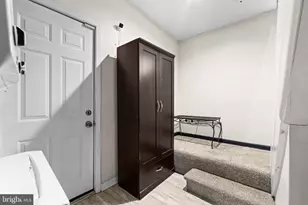 2214 Fleet St, Baltimore, MD 21231 - Photo 10