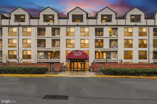 1040 Deer Ridge Dr, Baltimore, MD 21210 - Photo 2