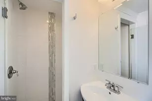 228 S Washington St, Baltimore, MD 21231 - Photo 46