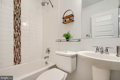 228 S Washington Street, Baltimore, MD 21231 - Photo 40