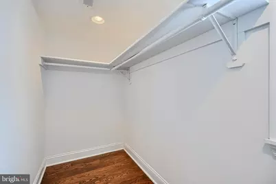 228 S Washington Street, Baltimore, MD 21231 - Photo 28