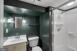 102 Burnett St, Baltimore, MD 21230 - Photo 22