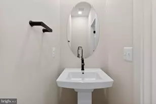 4219 La Plata Ave, Baltimore, MD 21211 - Photo 16