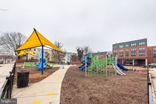 1704 Barclay St, Baltimore, MD 21202 - Photo 24