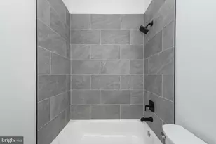 1704 Barclay St, Baltimore, MD 21202 - Photo 12