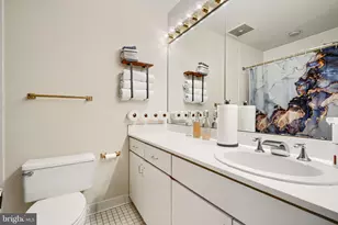 10 E Lee St, Baltimore, MD 21202 - Photo 26