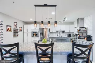 10 E Lee St, Baltimore, MD 21202 - Photo 10