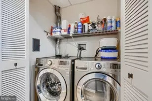 10 E Lee St, Baltimore, MD 21202 - Photo 28