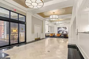 10 E Lee St, Baltimore, MD 21202 - Photo 2