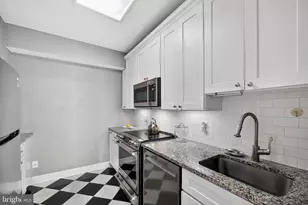 3601 Greenway, Baltimore, MD 21218 - Photo 6