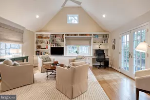 13 Tamworth Rd, Baltimore, MD 21210 - Photo 4