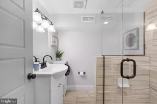 3102 E Lombard St, Baltimore, MD 21224 - Photo 16