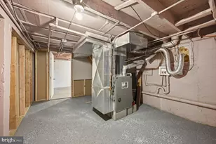 4017 Ridgecroft Rd, Baltimore, MD 21206 - Photo 32