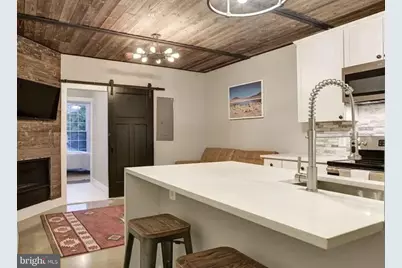 12 W Montgomery Street W #202, Baltimore, MD 21230 - Photo 4