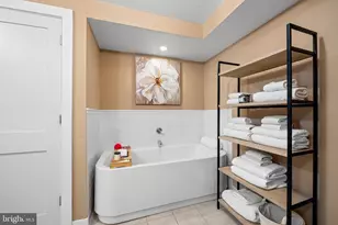 1220 Bank St, Baltimore, MD 21202 - Photo 38