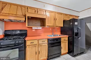 5616 Fernpark Ave, Baltimore, MD 21207 - Photo 12