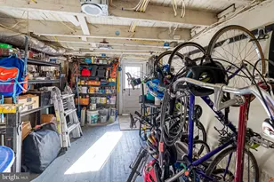 217 W 27th Street W, Baltimore, MD 21211 - Photo 34