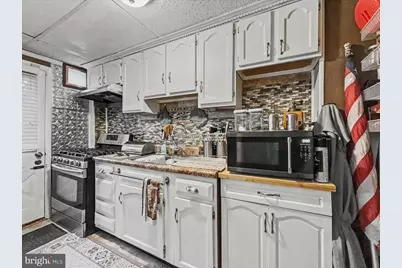 3332 Brendan Avenue, Baltimore, MD 21213 - Photo 8