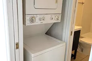 1906 Fleet St, Baltimore, MD 21231 - Photo 10