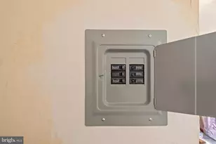 112 E 20th St, Baltimore, MD 21218 - Photo 22