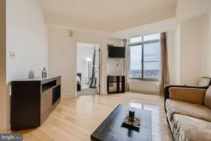 675 President St, Baltimore, MD 21202 - Photo 12