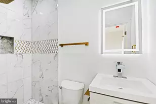 210 Monastery Ave, Baltimore, MD 21229 - Photo 20