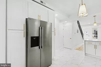 210 Monastery Avenue, Baltimore, MD 21229 - Photo 12