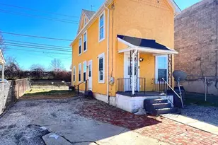 2516 Hollins Ferry Rd, Baltimore, MD 21230 - Photo 2