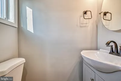 2631 Loyola Northway, Baltimore, MD 21215 - Photo 28