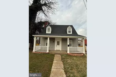 605 Walnut Avenue, Baltimore, MD 21229 - Photo 1